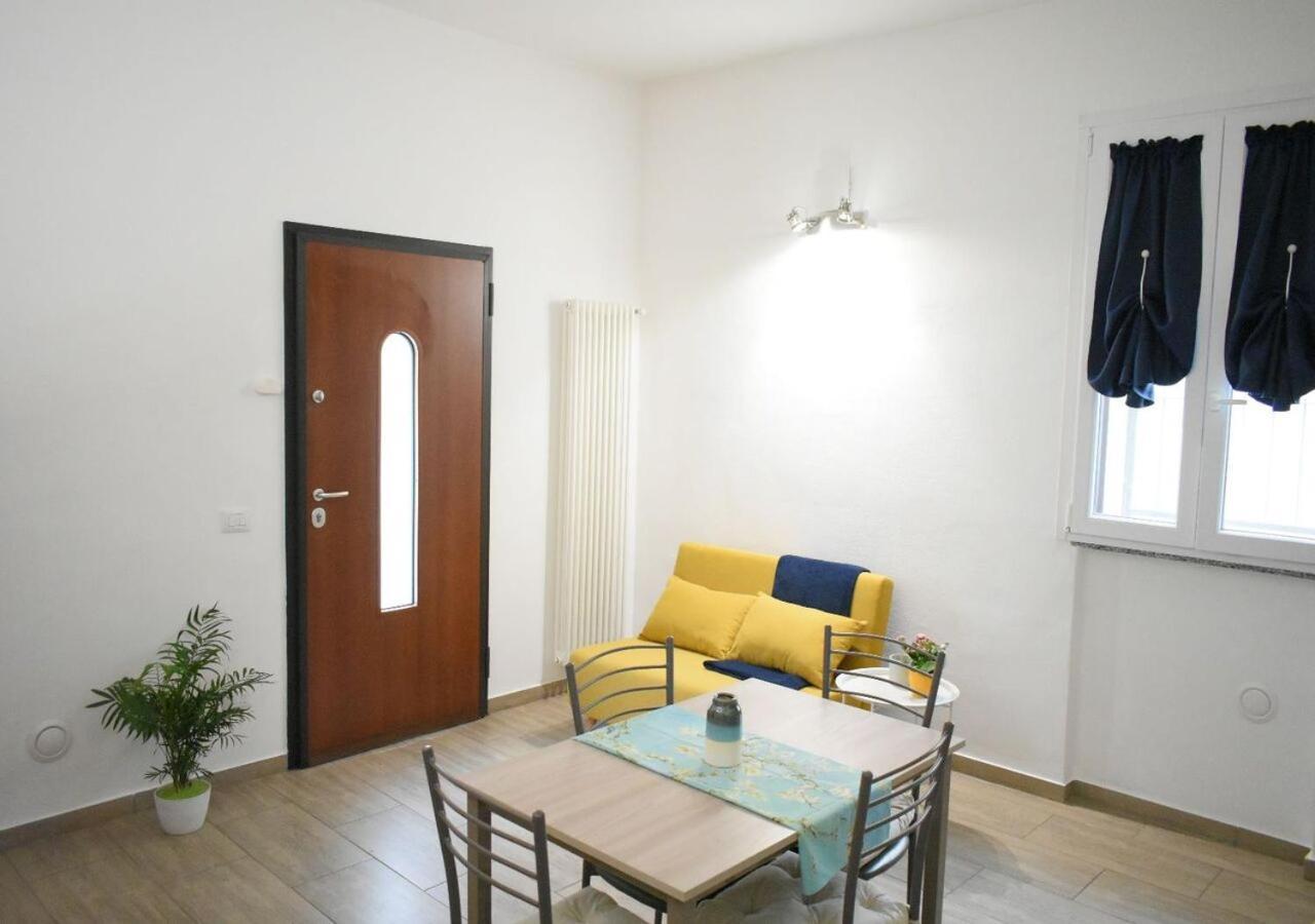 Апартаменти Casa Peschiera-Linate-Milano Песк'єра-Борромео Екстер'єр фото