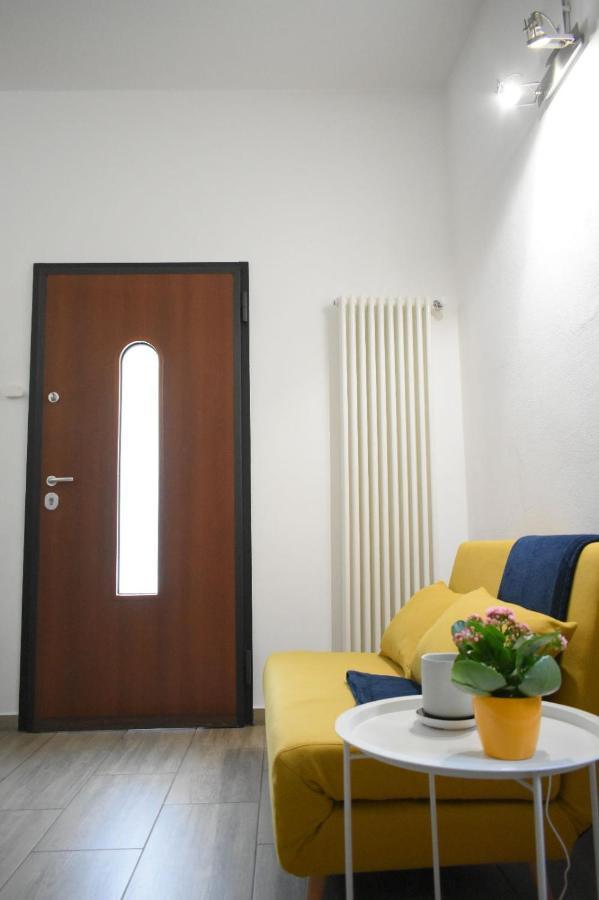 Апартаменти Casa Peschiera-Linate-Milano Песк'єра-Борромео Екстер'єр фото